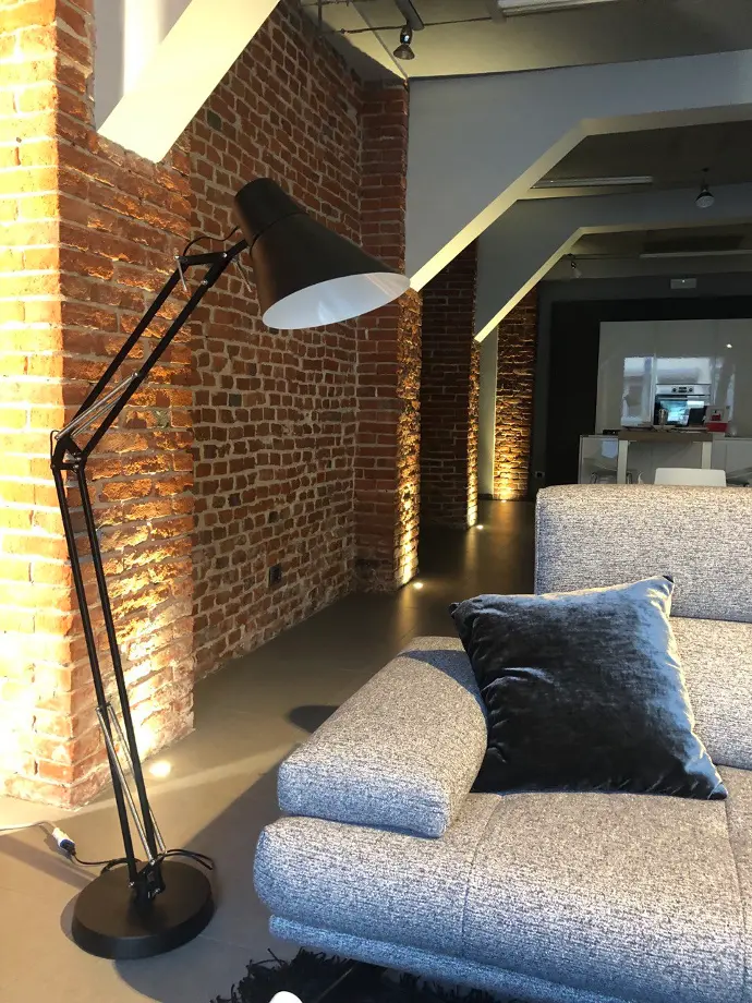 Soluzioni di Illuminazione Interna per uffici moderni