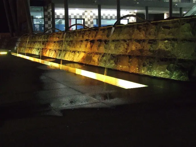 Illuminazione moderna con diversi Tipi di Lampadine LED