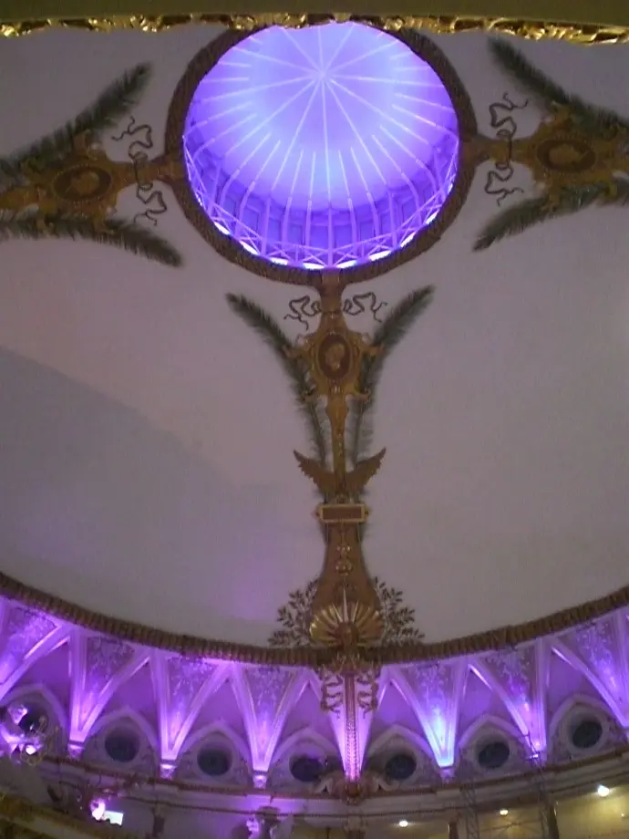 Illuminazione su misura per il Teatro Petruzzelli di Bari